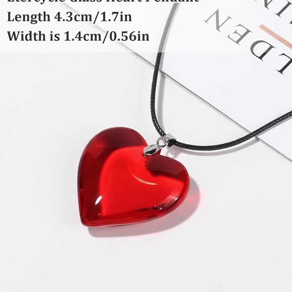 Glass heart choker with red heart Valentines Day - Picture 2 of 3